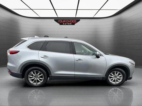 Used 2018 MAZDA CX-9 Touring image 12