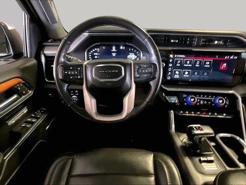 Used 2022 GMC Sierra 1500 Denali w/ Denali Reserve Package AWD/4WD image 5