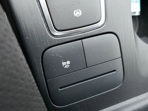 New 2025 Ford Escape ST-Line Elite image 17