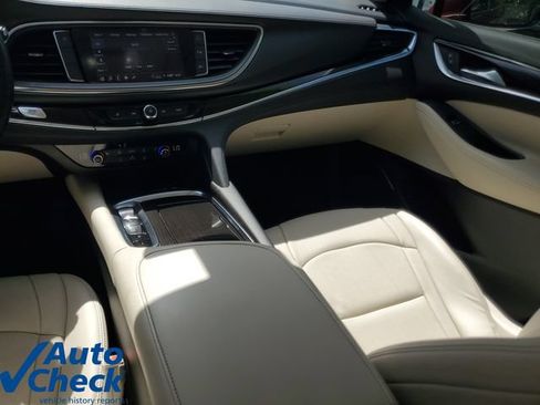 Used 2024 Buick Enclave Essence w/ Technology Package FWD image 17