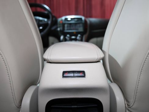 Used 2019 Lincoln MKC Reserve w/ MKC Climate Package FWD image 15
