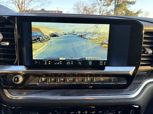 Used 2024 Chevrolet Silverado 2500 LTZ w/ LTZ Plus Package image 18