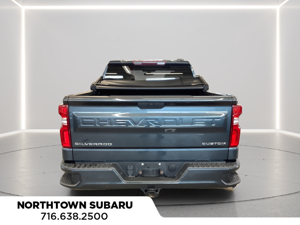 Used 2019 Chevrolet Silverado 1500 Custom w/ Custom Value Package AWD/4WD image 4