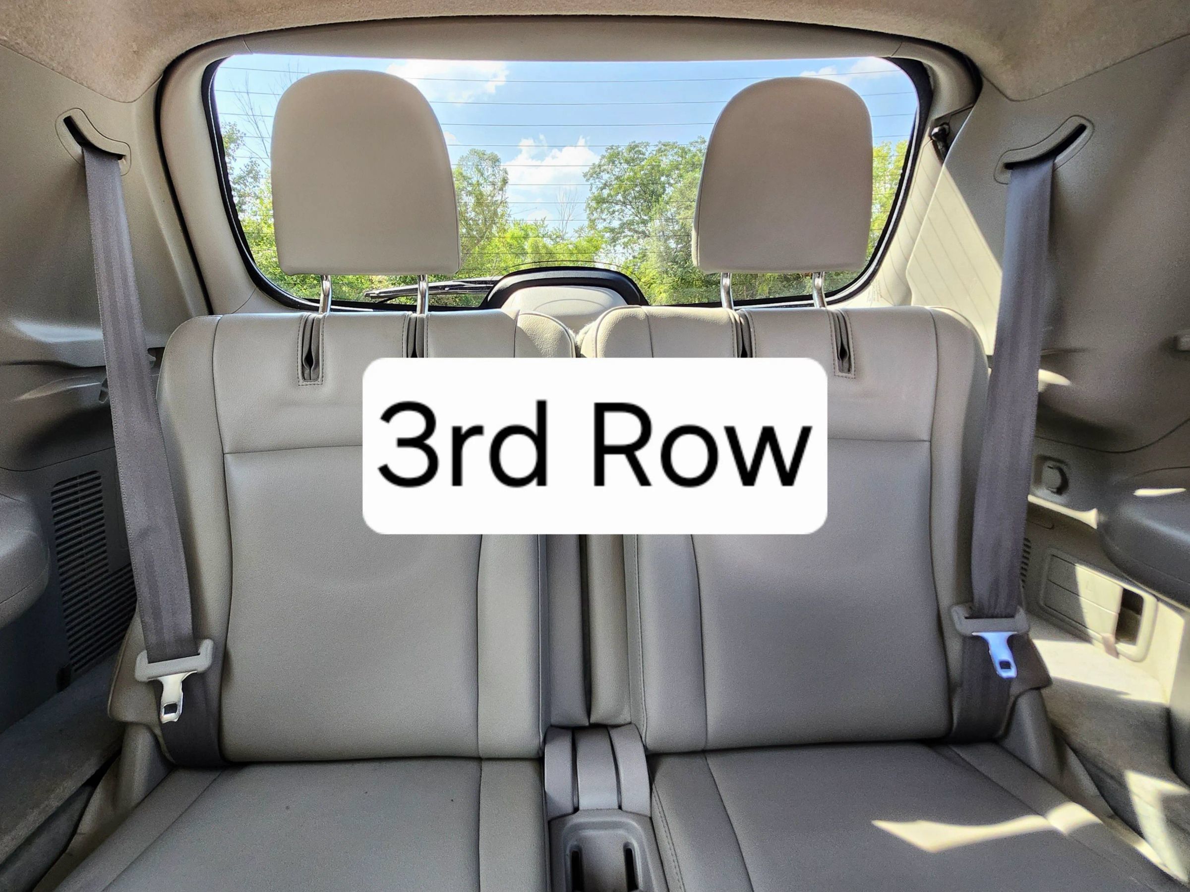 Used 2012 Toyota Highlander Limited w/ Tow Pkg FWD image 21