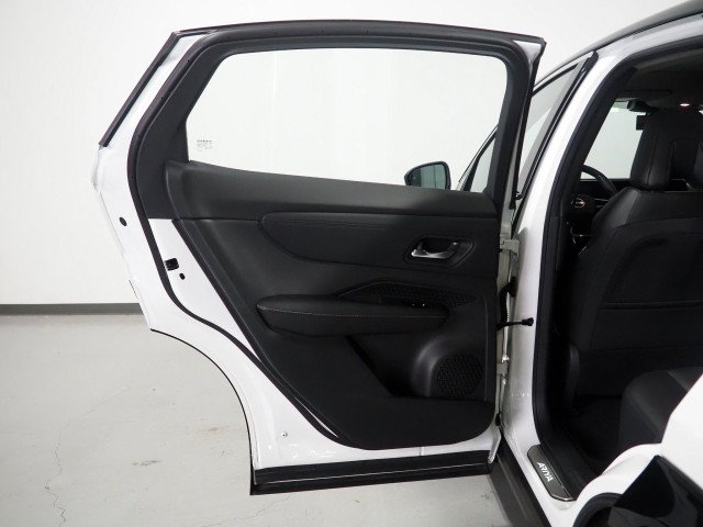 Used 2024 Nissan Ariya Evolve+ FWD image 62