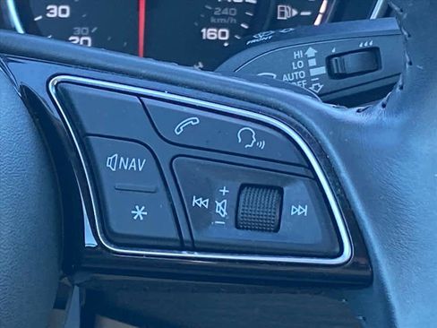 Used 2019 Audi A4 2.0T Premium w/ Convenience Package image 9