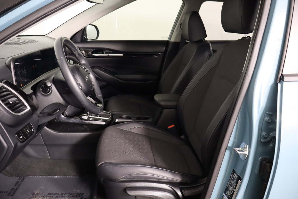 Used 2026 Kia Seltos S FWD image 14