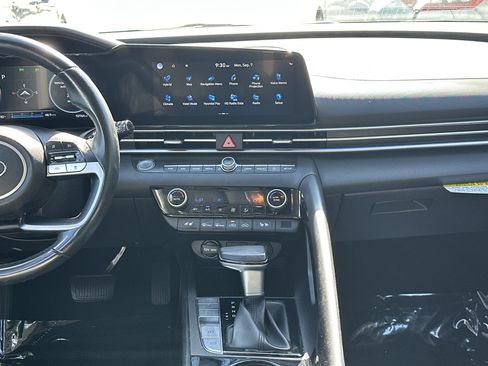 Used 2023 Hyundai Elantra Limited w/ Cargo Package FWD image 30