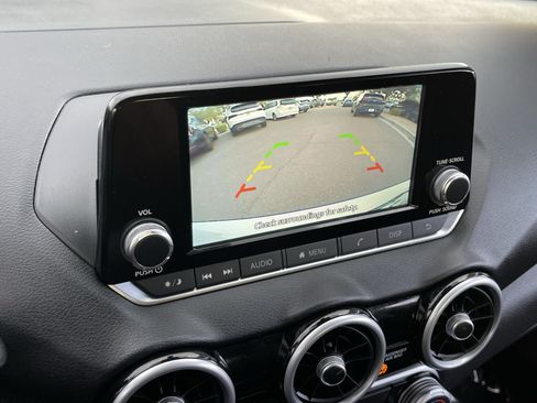 Used 2025 Nissan Sentra S FWD image 28