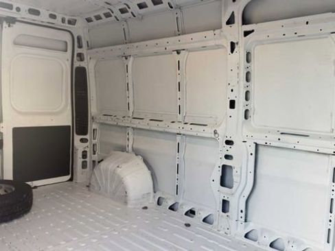 Used 2023 RAM ProMaster 2500 image 15