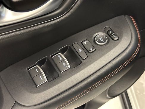 Certified 2026 Honda HR-V Sport image 21
