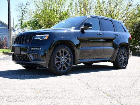 Used 2018 Jeep Grand Cherokee High Altitude image 3