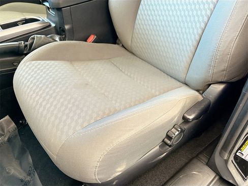 Used 2021 Toyota Tacoma SR5 image 18