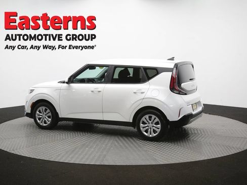 Used 2023 Kia Soul LX FWD image 60