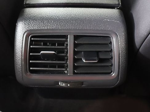 Used 2019 Volkswagen Golf R 4-Door AWD/4WD image 50