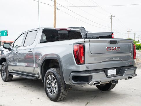 Used 2024 GMC Sierra 1500 AT4 w/ AT4 Premium Package AWD/4WD image 5