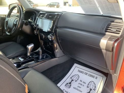 Used 2024 Toyota 4Runner TRD Off-Road Premium image 27