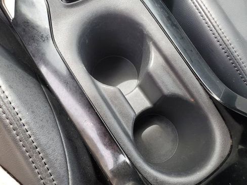 Used 2022 Toyota Corolla XSE FWD image 22