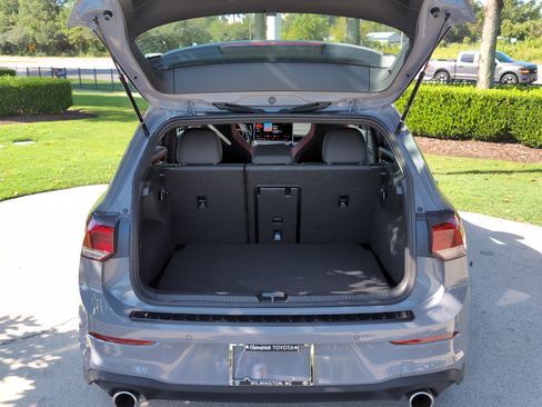 Used 2025 Volkswagen Golf S FWD image 30