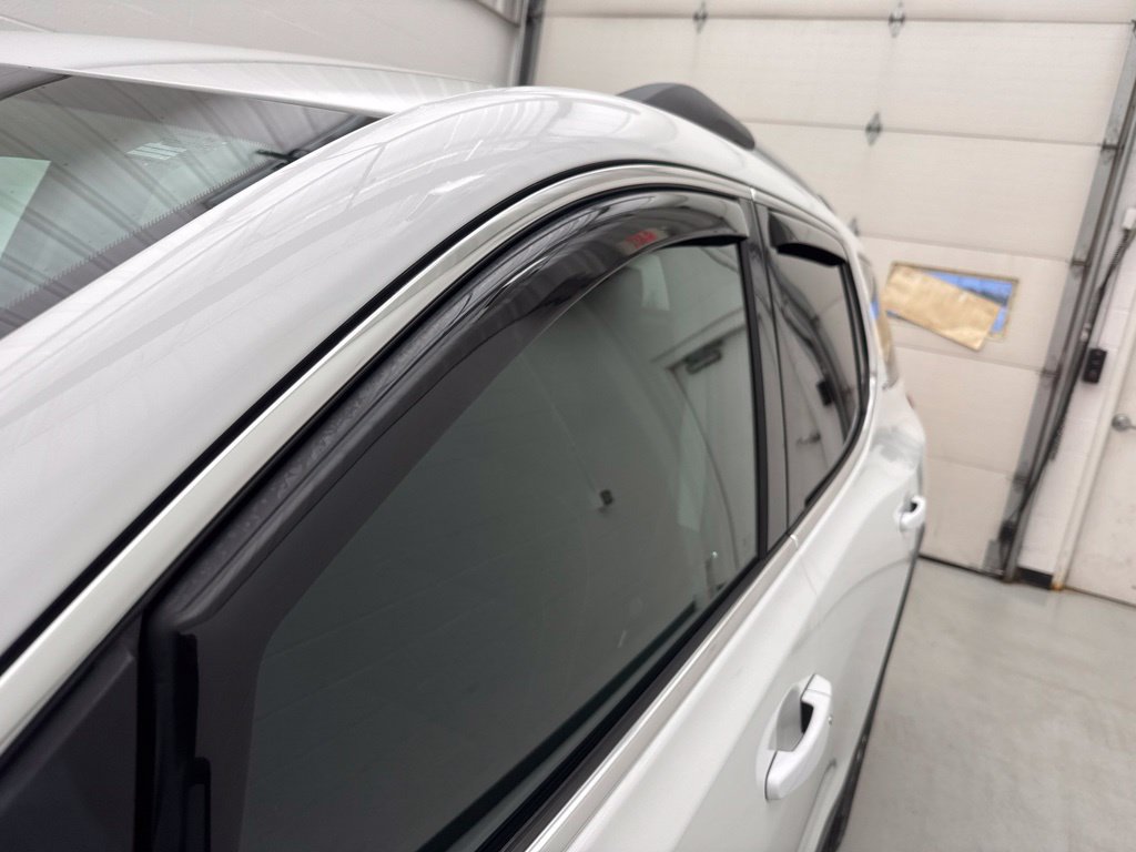 Used 2019 GMC Acadia SLE AWD/4WD image 15