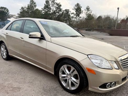 Used 2010 Mercedes-Benz E 350 Sedan image 1