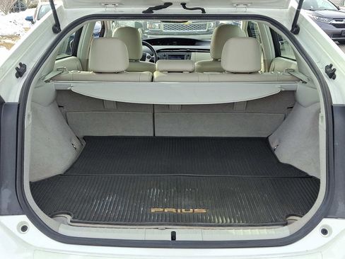 Used 2010 Toyota Prius Five image 29