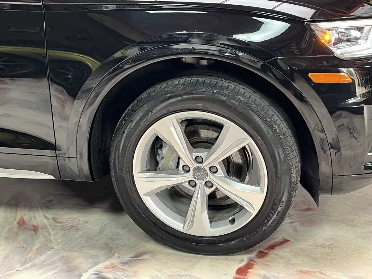 Used 2020 Audi Q5 2.0T Premium Plus w/ Premium Plus Package AWD/4WD image 36