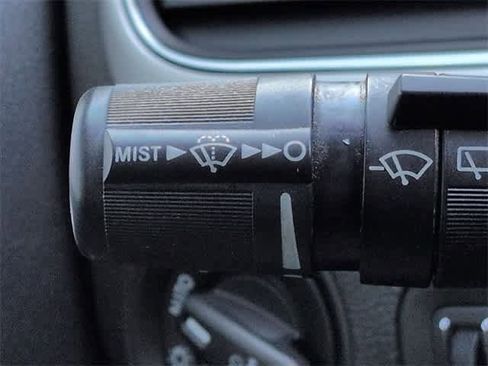 Used 2019 Dodge Journey SE w/ Blacktop Package image 26