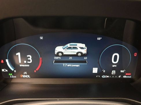 New 2026 Ford Explorer Active RWD image 12