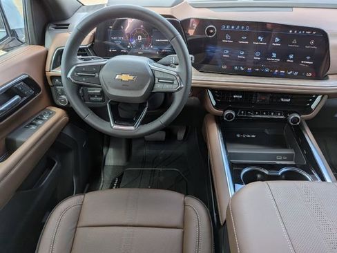 New 2026 Chevrolet Suburban High Country w/ Sun And Tow Package image 18