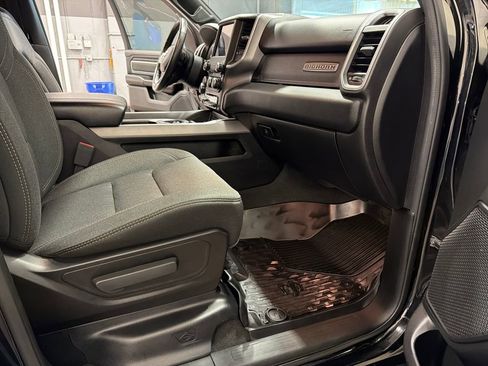 Used 2019 RAM 1500 Big Horn AWD/4WD image 19