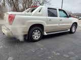Used 2002 Cadillac Escalade EXT image 4
