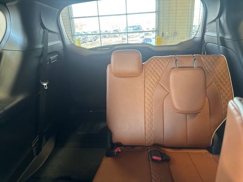 New 2026 Chrysler Pacifica Pinnacle AWD/4WD image 36