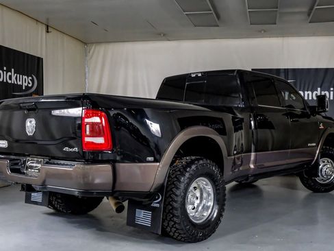 Used 2024 RAM 3500 Limited w/ Towing Technology Group AWD/4WD image 8