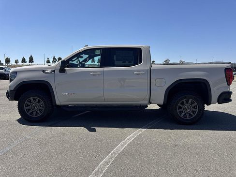 New 2026 GMC Sierra 1500 AT4X AWD/4WD image 5