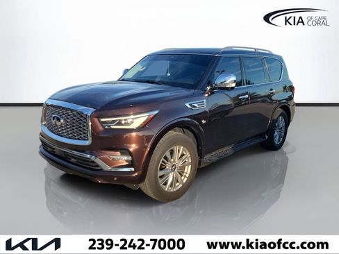 Used 2018 INFINITI QX80 2WD w/ Driver Assistance Package image 3