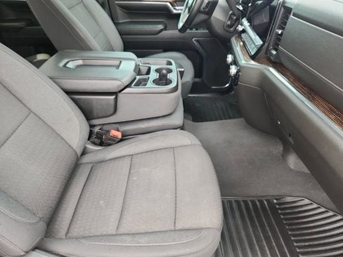Used 2024 GMC Sierra 1500 Elevation w/ X31 Off-Road Package AWD/4WD image 15