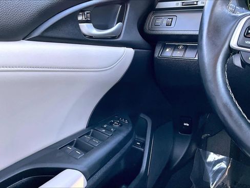 Used 2022 Honda Insight Touring image 32