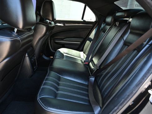 Used 2021 Chrysler 300 S w/ S Model Appearance Package RWD image 19