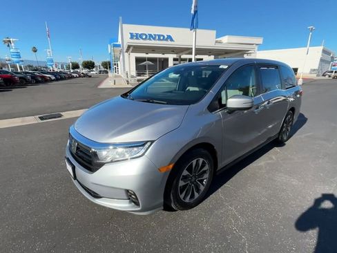 Certified 2023 Honda Odyssey EX-L image 4