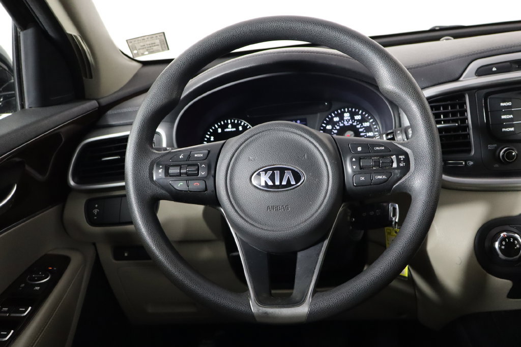 Used 2016 Kia Sorento AWD image 7