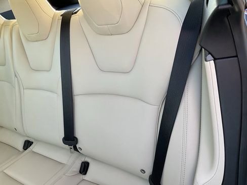 Used 2019 Tesla Model S Long Range image 30