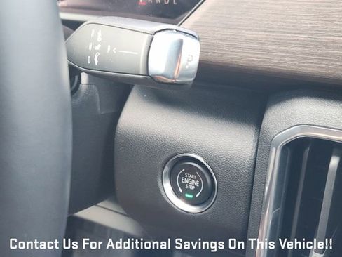 New 2026 GMC Acadia Denali w/ Super Cruise Package image 16