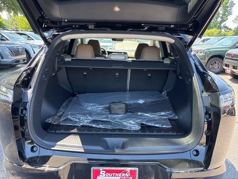 New 2026 Nissan Murano Platinum w/ Cargo Package AWD/4WD image 16