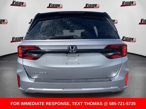 Used 2025 Honda Odyssey EX-L image 3
