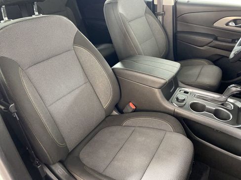 Certified 2020 Chevrolet Traverse LT image 29