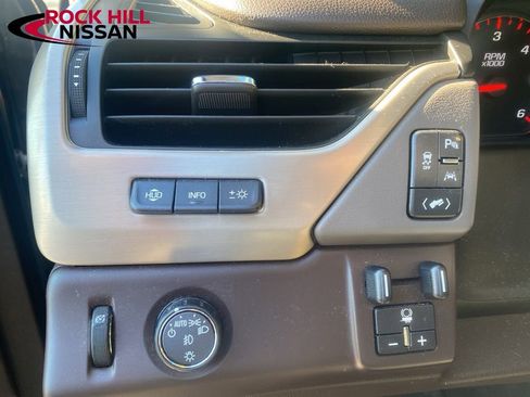 Used 2016 GMC Yukon Denali w/ Open Road Package image 19