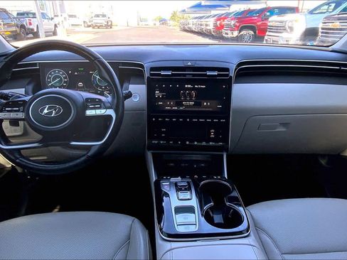 Used 2022 Hyundai Tucson Limited AWD/4WD image 16