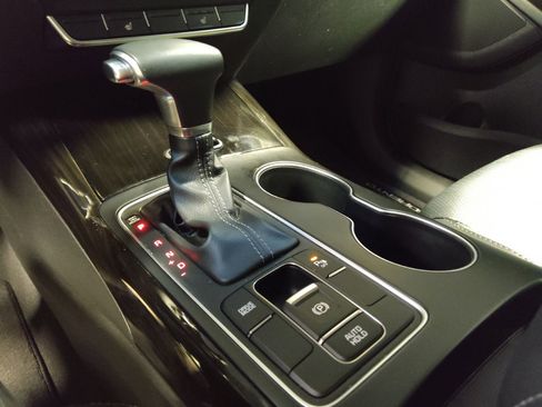 Used 2019 Kia Sorento EX image 26