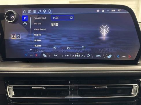 Used 2026 Chevrolet Traverse LT AWD/4WD image 16